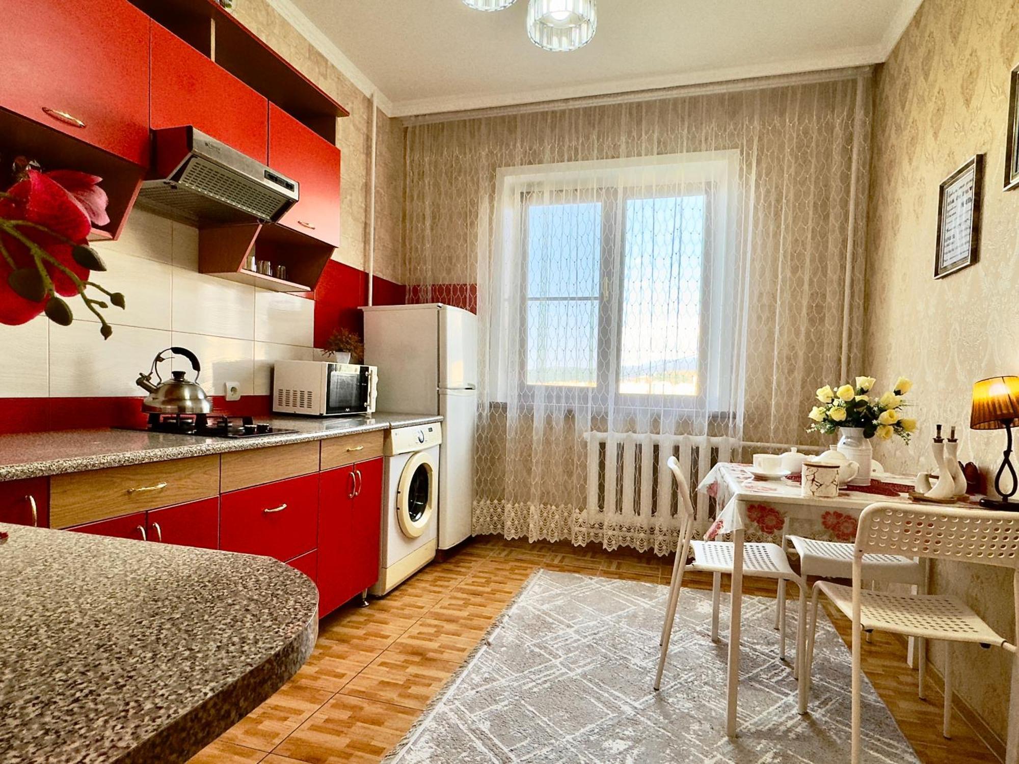 Gagarin One Bedroom Apartment Ałma Ata Zewnętrze zdjęcie